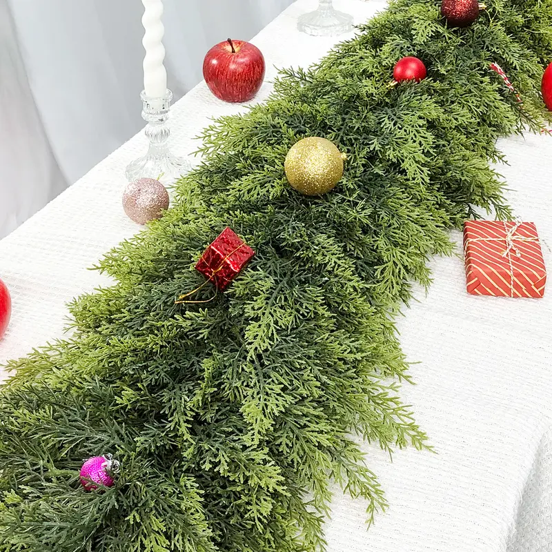 🎄 Avaleric® Artificial Cedar Garland 🇺🇸 Green Pine Garland for Table, Mantel, Wall – Perfect for Indoor & Outdoor Christmas Decorations